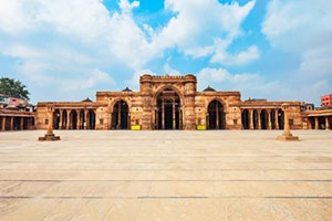 Book Cheap Flights from Chicago (ORD) to Ahmedabad (AMD) with Fare To India